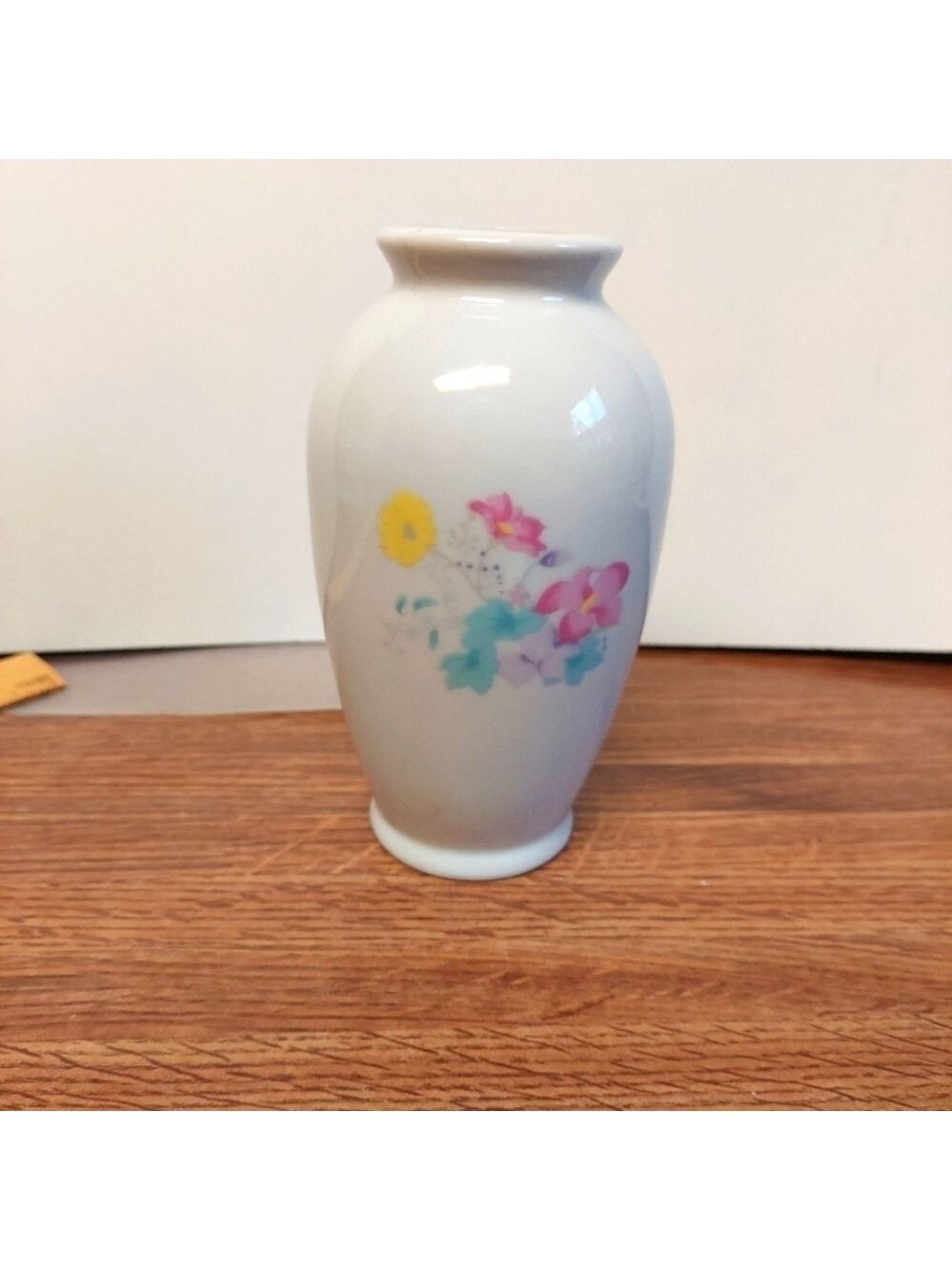 Vintage* Fine China Handpainted Floral Vase